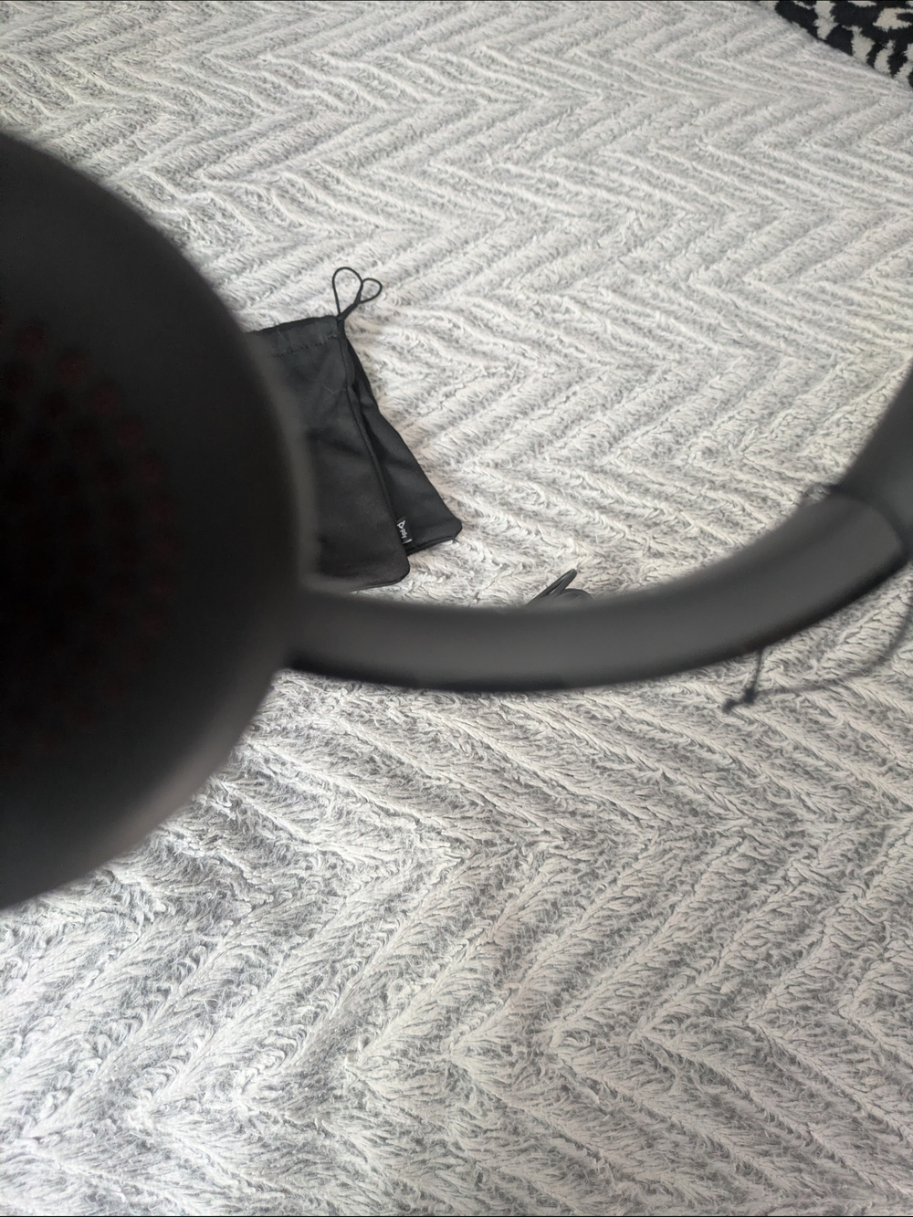 Poly Bluetooth Headset - Picture 5 of 8